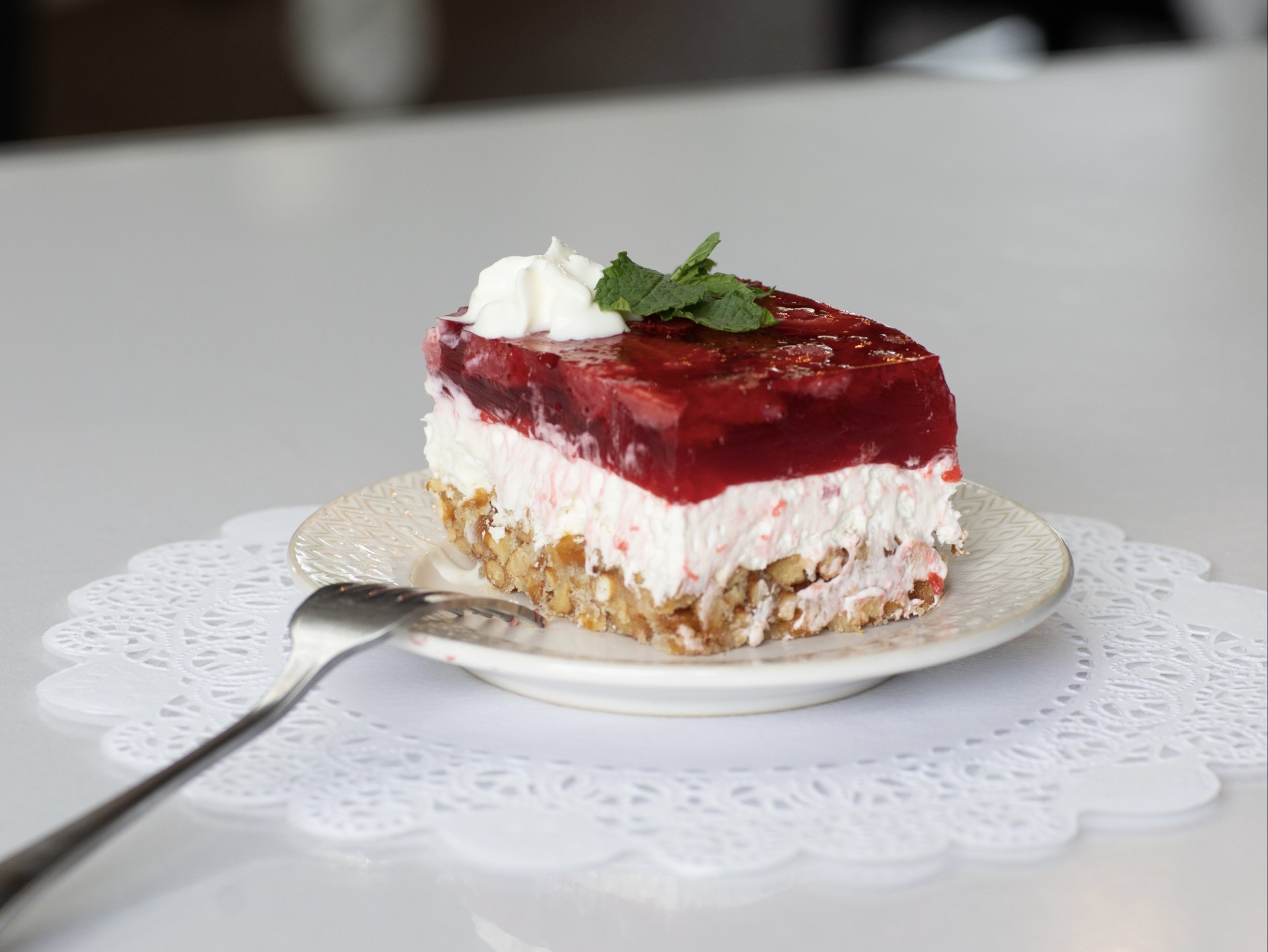 picture of strawberry dessert